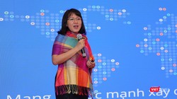 Bà Lê Diệp Kiều Trang, Tổng Giám đốc, Facebook Việt Nam phát biểu tại Diễn đàn