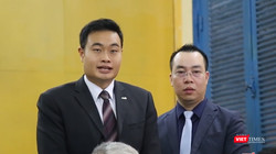 Ông Jerry Lim -- Giám đốc Grab tại Việt Nam (trái).