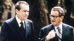 Tổng thống thứ 37 của Mỹ Richard Nixon và Ngoại trưởng Henry Kissinger