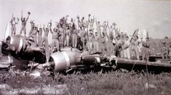 Máy bay ném bom B-26 Invader do Mỹ viện trợ là  máy bay ném bom chính của Pháp tại ĐBP nhưng đã bị Việt Minh bắn hạ..