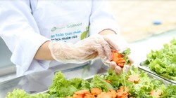 Hiện đang còn tồn tại nhiều khó khăn trong việc tuyên truyền, giáo dục về an toàn thực phẩm cho các hộ kinh doanh.