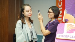 Ứng dụng này sử dụng các công nghệ như AI, máy học (machine learning) để tạo ra một hệ thống khám, chẩn đoán bệnh và chăm sóc sức khỏe theo xu hướng 4.0.