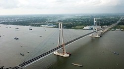 Cầu Vàm Cống bắc qua sông Hậu nối liền TP. Cần Thơ và tỉnh Đồng Tháp. Ảnh: Báo Đồng Tháp.