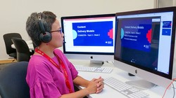 Làm việc từ xa đang trở thành xu hướng trong giai đoạn cả thế giới căng mình ứng phó với đại dịch COVID-19 hiện nay.