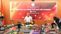 Thứ trưởng Bộ TT&TT Nguyễn Thành Hưng tại lễ ra mắt Nền tảng lập trình cho giao tiếp Stringee.