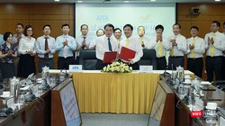 Cục Tin học hóa và Vietnam Post hợp tác triển khai chiến lược chuyển đổi số.
