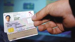 Hộ chiếu điện tử mới của Trung Quốc (Ảnh: CNTV)