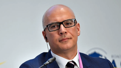 Ông Andrew Edward Williamson - Phó Chủ tịch phụ trách Quan hệ Chính phủ toàn cầu, Cố vấn Kinh tế của Tập đoàn Công nghệ Huawei.