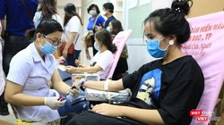 Hiến máu cứu người là nghĩa cử cao đẹp cần được nhân rộng.