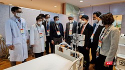 Thứ trưởng Bộ Y tế Nguyễn Trường Sơn kiểm tra hoạt động y tế phục vụ Đại hội Đảng