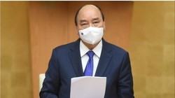 Thủ tướng Nguyễn Xuân Phúc phát biểu tại cuộc họp. 