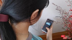 Hai ngày sau mới khôi phục sim, chị M nhận đươc tin nhắn từ Fe Credit thông báo dư nợ gần 50 triệu đồng.