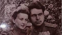 Bộ trưởng Nội vụ Xô Viết Nikolai Shelokov cùng vợ thời trẻ.