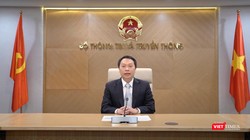 Thứ trưởng Bộ Thông tin và Truyền thông Nguyễn Huy Dũng trao đổi tại hội thảo trực tuyến về An toàn không gian mạng 2021.