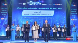 FPT.AI giành được CUP Giải thưởng Chuyển đổi số Việt Nam 2021 ở hạng mục sản phẩm, Giải pháp Chuyển đổi số tiêu biểu.
