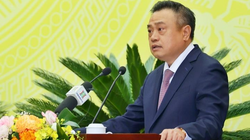 Tân Chủ tịch UBND TP Hà Nội Trần Sỹ Thanh phát biểu sau khi nhậm chức. Ảnh: VTC News.