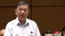 Bộ trưởng Tô Lâm cùng tham gia trả lời chất vấn, giải trình về nhóm vấn đề thuộc lĩnh vực thông tin và truyền thông (vừa diễn ra hôm nay - 4/11).