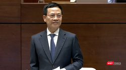 Bộ trưởng Nguyễn Mạnh Hùng trả lời chất vấn Quốc hội tại kỳ họp thứ tư, Quốc hội khóa XV.