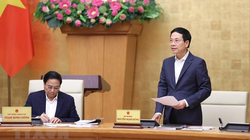 Bộ trưởng Bộ TT&TT Nguyễn Mạnh Hùng phát biểu tại Hội nghị toàn quốc về công tác truyền thông chính sách. (Ảnh: TTXVN)