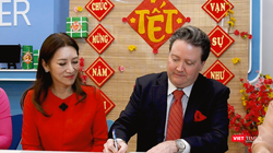 Đại sứ Mỹ Marc E. Knapper và phu nhân