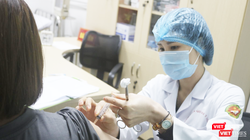 Nghiên cứu, sản xuất thuốc, vắc-xin đáp ứng nhu cầu khám, chữa bệnh và phòng, chống dịch bệnh là một trong những vấn đề được ưu tiên phát triển thời gian tới.