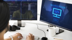 Bên cạnh việc tiện lợi mã nguồn mở cũng ẩn chứa nhiều rủi ro về an toàn, bảo mật - Ảnh minh hoạ.