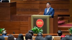 Thủ tướng Phạm Minh Chính báo cáo kết quả thực hiện kế hoạch phát triển kinh tế - xã hội năm 2023 và dự kiến kế hoạch phát triển kinh tế - xã hội năm 2024.