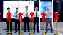 Lễ khai trương điểm VNIX PoP tại Data Center Tân Thuận.