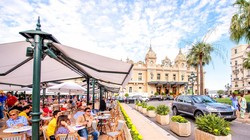 Monaco nổi tiếng là sân chơi của giới siêu giàu (Ảnh: Business Insider)