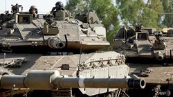 Xe tăng Merkava của Israel hoạt động trên Cao nguyên Golan (Ảnh: AFP)