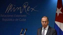 Ngoại trưởng Nga Sergey Lavrov trong một cuộc họp báo tổ chức tại Havana (Ảnh: Newsweek)