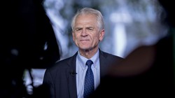 Peter Navarro, cố vấn thương mại hàng đầu của Tổng thống Mỹ Donald Trump (Ảnh: Washington Post)