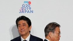 Thủ tướng Nhật Bản Shinzo Abe và Tổng thống Hàn Quốc Moon Jae-in (Ảnh: Getty)