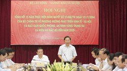 Thứ trưởng Bộ LĐ-TB&XH Lê Tấn Dũng phát biểu tại Hội nghị (Ảnh: Anh Tuấn - TTXVN)