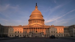 Nếu chính thức quyết định rút khỏi Hiệp ước Bầu trời mở, Mỹ có thể dấy lên cuộc chạy đua vũ trang mới (Ảnh: NBC)