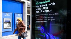 Thông điệp chống virus corona được đăng tải trên một biển hiệu ở London, Anh (Ảnh: New Scientist)