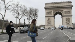 Số ca nhiễm COVID-19 ở Pháp tăng mạnh chỉ trong vòng 24 giờ qua (Ảnh: AP)