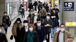 Nền kinh tế Nhật Bản, lớn thứ ba thế giới, chịu ảnh hưởng nặng nề từ dịch COVID-19 (Ảnh: Reuters)