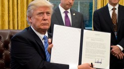 Ông Trump ra quyết định rút Mỹ khỏi TPP vào tháng 1/2017 (Ảnh: Getty)