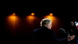 Theo biên bản của bác sĩ, ông Trump được tiêm kháng thể và sử dụng một số loại thuốc khác (Ảnh: New York Times)