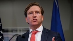 Giám đốc CISA Chris Krebs bị sa thải "tức thì" vì tranh cãi với ông Trump về các cáo buộc gian lận bầu cử (Ảnh: Politico)