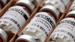 Vận chuyển vaccine COVID-19 trong lúc bảo quản chúng ở nhiệt độ cực thấp được coi là thách thức lớn của ngành logistics (Ảnh: Pymnts)