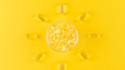 Tác dụng của vitamin D trong điều trị COVID-19 vẫn đang gây tranh cãi (Ảnh: The Guardian)