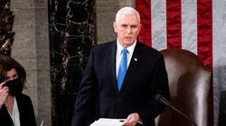 Phó Tổng thống Mỹ Mike Pence khước từ việc phế truất ông Trump (Ảnh: NYTimes)