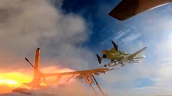 Hình ảnh quân đội Iran công bố hôm 6/1 cho thấy một mẫu drone được phóng trong cuộc tập trận ở địa điểm không xác định (Ảnh: AP)