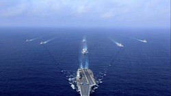 Nhóm tác chiến tàu sân bay Liêu Ninh của Trung Quốc (Ảnh: AFP)