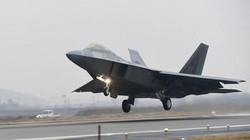 Chiến đấu cơ F-22 Raptors của Mỹ (Ảnh: AP)