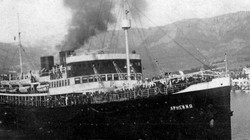 Tàu quân y Armenia của Liên Xô (Ảnh: NWD)