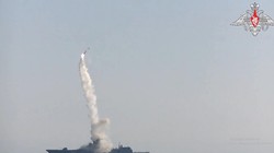 Hình ảnh thử nghiệm tên lửa được Bộ Quốc phòng Nga công bố ngày 19/7/2021 (Ảnh: RT)