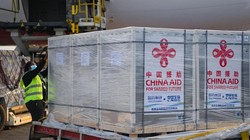 Vaccine đã xuất khẩu hơn 1 tỉ liều vaccine COVID-19, bao gồm cả lượng vaccine viện trợ cho các nước thu nhập thấp (Ảnh: Xinhua)